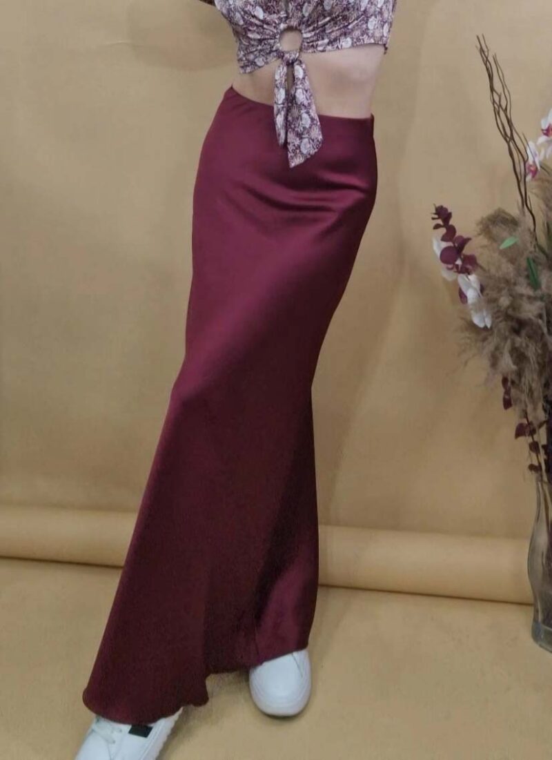 Dionisia Dark Red Skirt