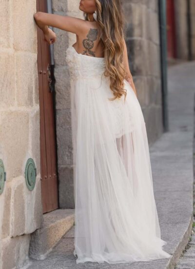 Φόρεμα mini με ανάγλυφα λουλούδια SILVY OFF WHITE